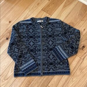 Gray and Blue Patterned Zip-Up Sweater 100% Alpaca Hand Knit